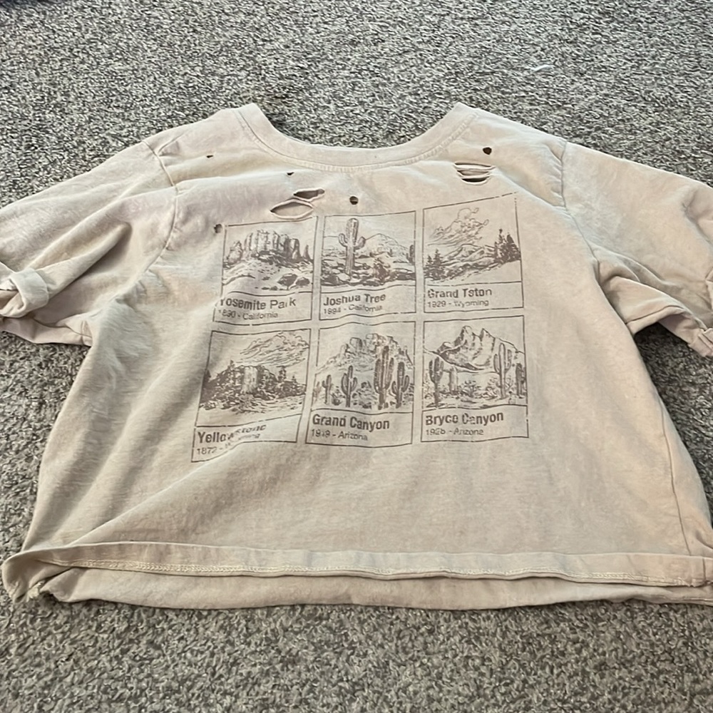 Cropped shirts - Picture 3 of 5